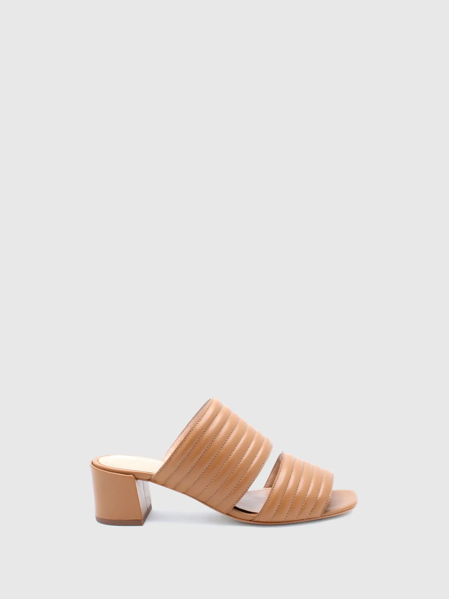 Heel Sandals E04L4 Camel