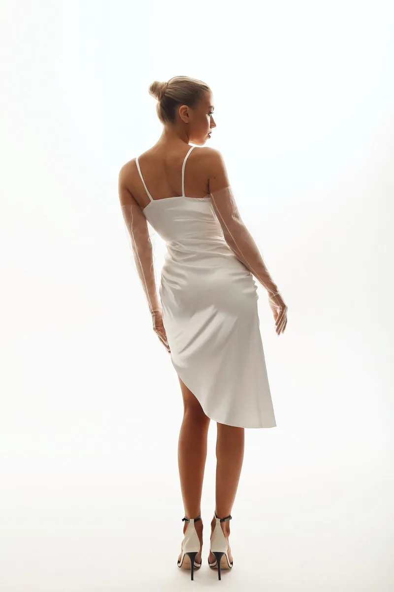 Viclans Satin White Dress with Thin Straps and Drapery on the Skirt